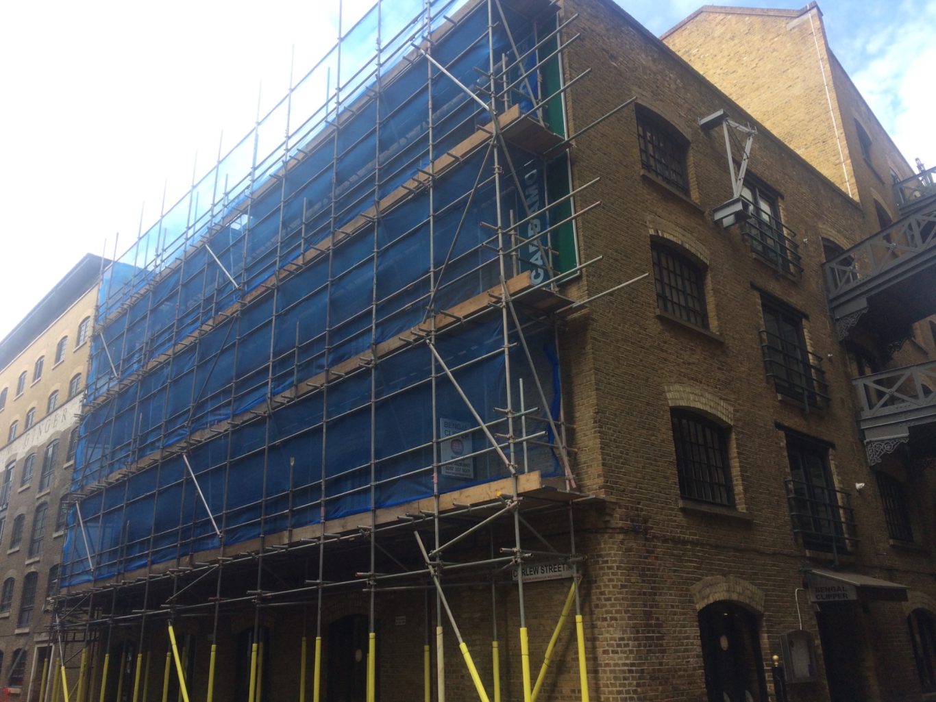 Compliant Independent Scaffold.