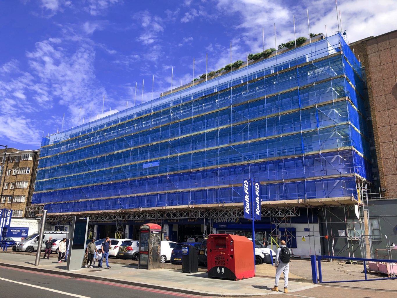 Designed Independent Scaffold w/Bridging Beamwork.